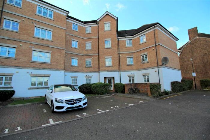 2 Bedroom Flat To Rent In Orchestra Court, Symphony Close, Edgware, HA8