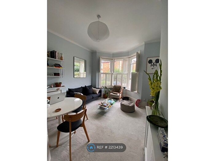1 Bedroom Flat To Rent In Brockley, London, SE4