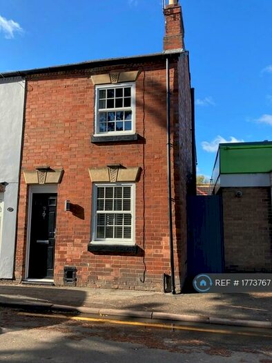 2 Bedroom End Of Terrace House To Rent In Main Street, Leicester, LE8