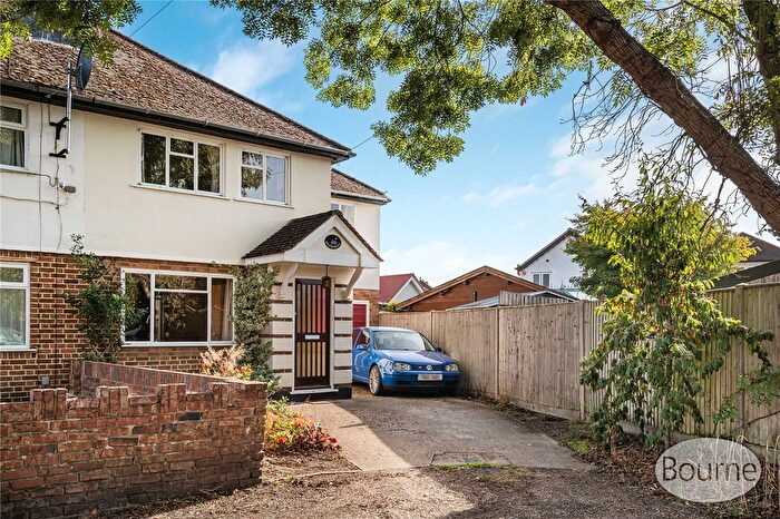 4 Bedroom Semi-Detached House For Sale In Hermitage Road, St Johns, Woking, Surrey, GU21