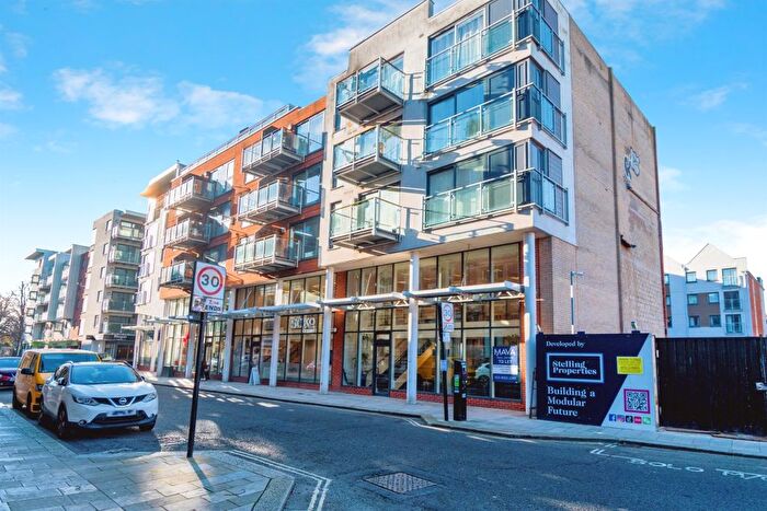 1 Bedroom Flat For Sale In High Street, Southampton, SO14