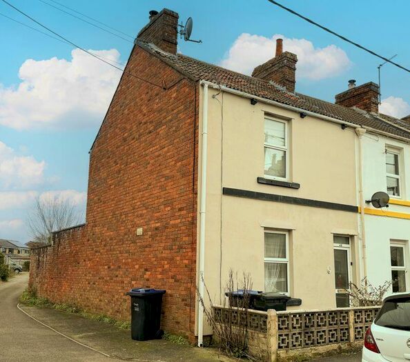 2 Bedroom Terraced House To Rent In Harford Street, Trowbridge, BA14