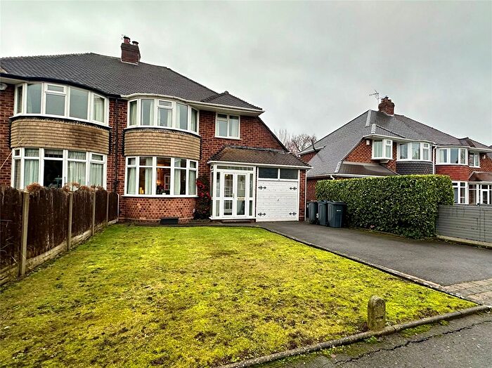 3 Bedroom Semi Detached House For Sale In Denholm Road, Sutton Coldfield, West Midlands, B73
