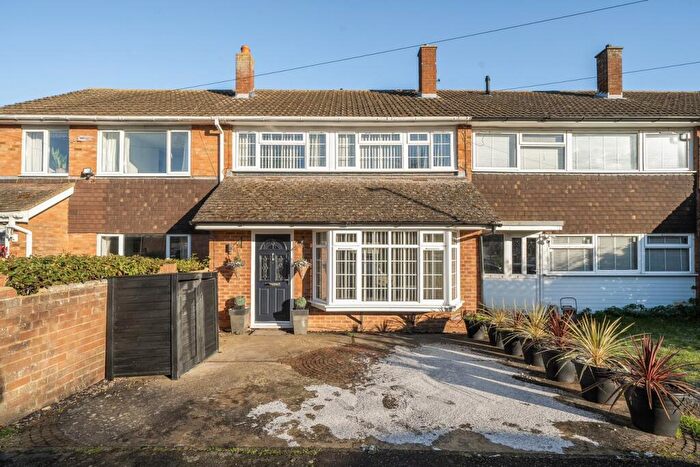 3 Bedroom Terraced House For Sale In Hatfield Crescent, Flitwick, Bedford, MK45