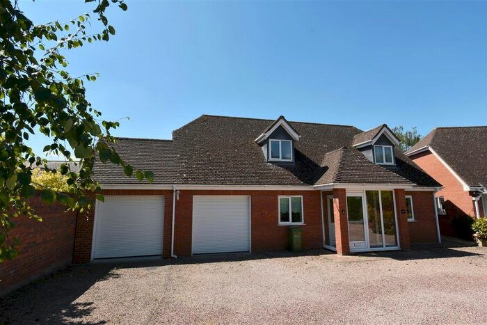 3 Bedroom Detached House To Rent In Folly Lane, Holmer, Hereford, HR1