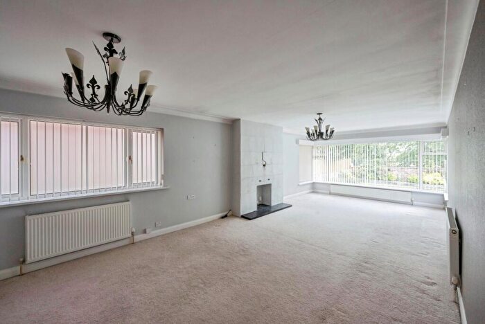 3 Bedroom Bungalow For Sale In Townfield Villas, Town Fields, Doncaster, South Yorkshire, DN1