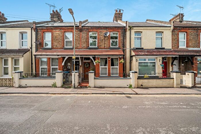 2 Bedroom Terraced House For Sale In Church Road, Ramsgate, Kent, CT11