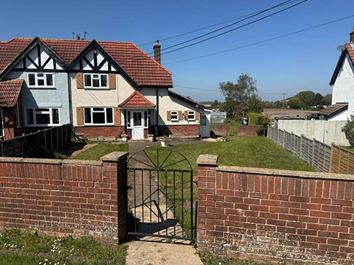 3 Bedroom Semi-Detached House For Sale In Watlington Road, Lewknor, OX49