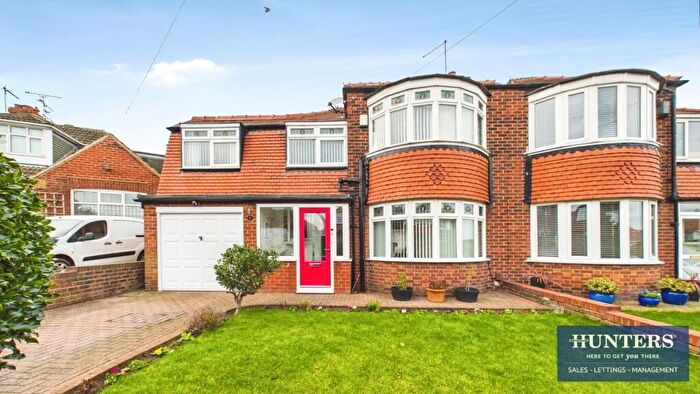 3 Bedroom Semi-Detached Bungalow For Sale In Longridge Square, Tunstall, Sunderland, SR2