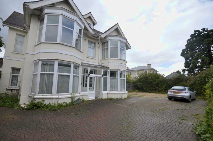 1 Bedroom Flat To Rent In Flat Libertus House Libertus Road Cheltenham, GL51