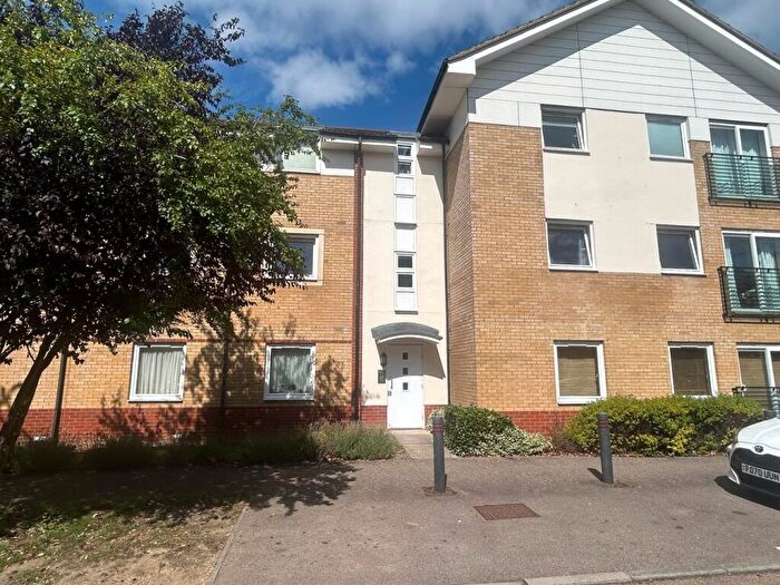 1 Bedroom Flat To Rent In Eddington Crescent, Welwyn Garden City, AL7