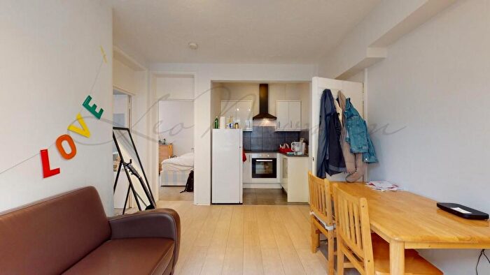2 Bedroom Flat To Rent In Penfold Place, Lisson Grove, NW1