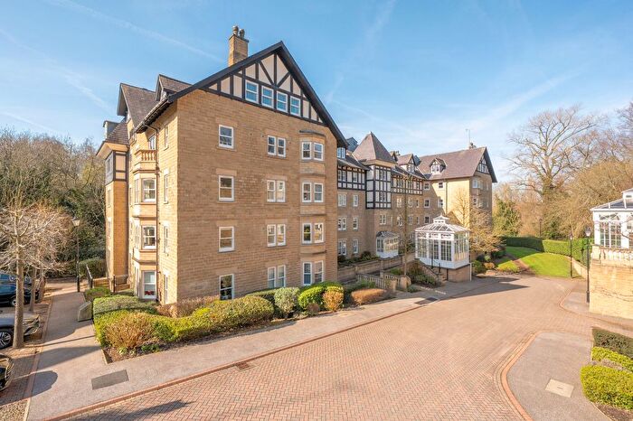 2 Bedroom Flat For Sale In Portland Crescent, Harrogate, HG1