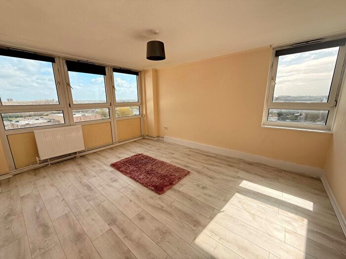 1 Bedroom Flat To Rent In Willowfield, Harlow, CM18