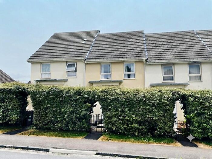 3 Bedroom Terraced House For Sale In Efford Road, Higher Compton, Plymouth, PL3