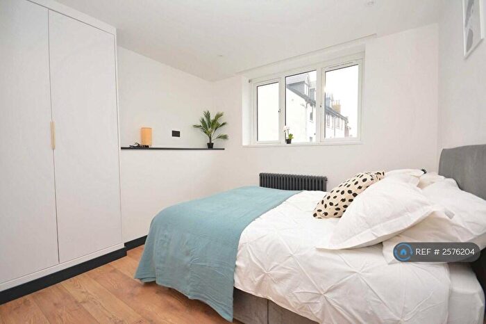 2 Bedroom Flat To Rent In Beach Rise, Westgate-On-Sea, CT8