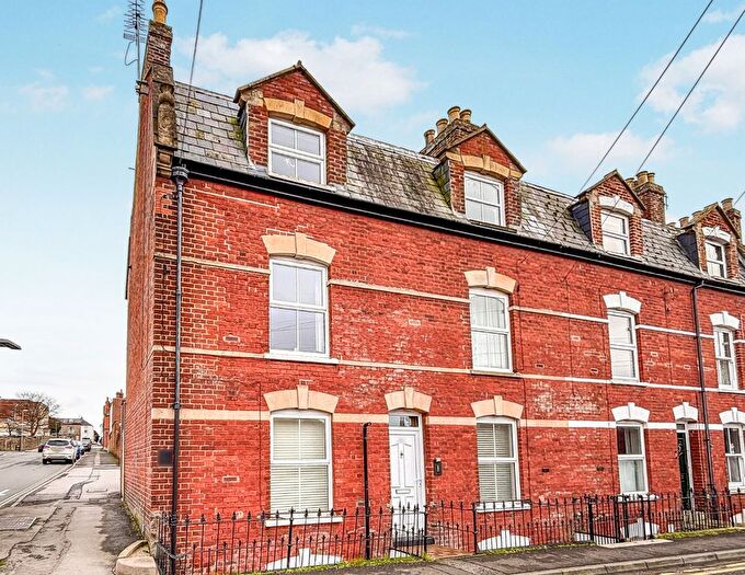 1 Bedroom Flat For Sale In Victoria Grove, Bridport, DT6