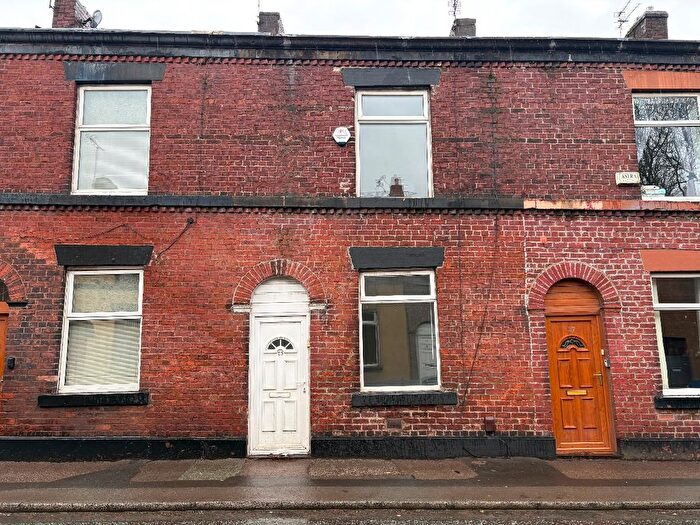 2 Bedroom Terraced House To Rent In Parsonage Street, Bury, BL9