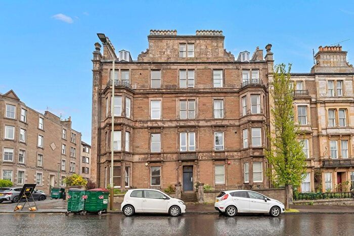 6 Bedroom Flat For Sale In Blackness Avenue, Dundee, DD2