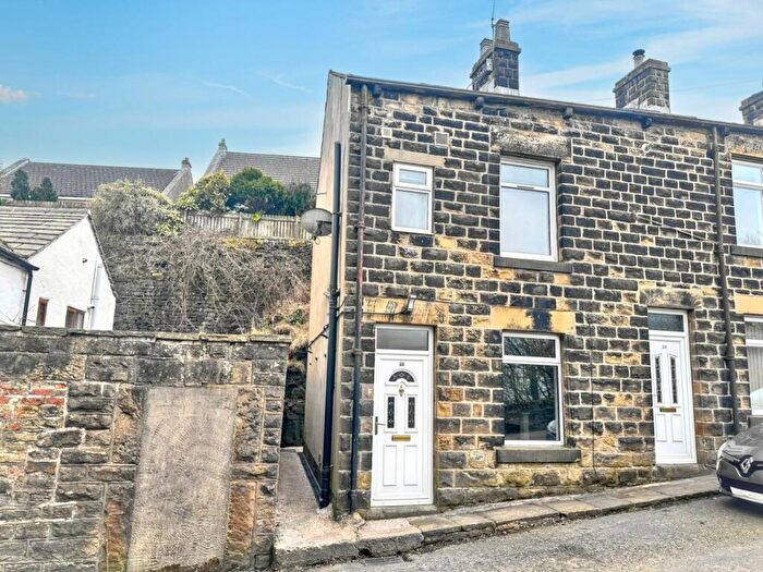 3 Bedroom End Of Terrace House To Rent In Rockside Road, Thurlstone, S36