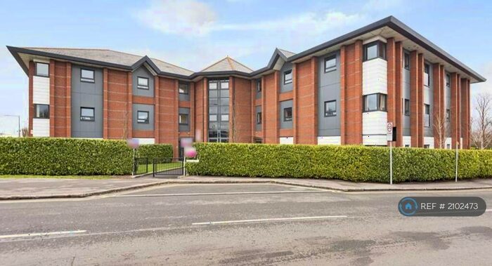 2 Bedroom Flat To Rent In Astoria Heights, Slough, SL1