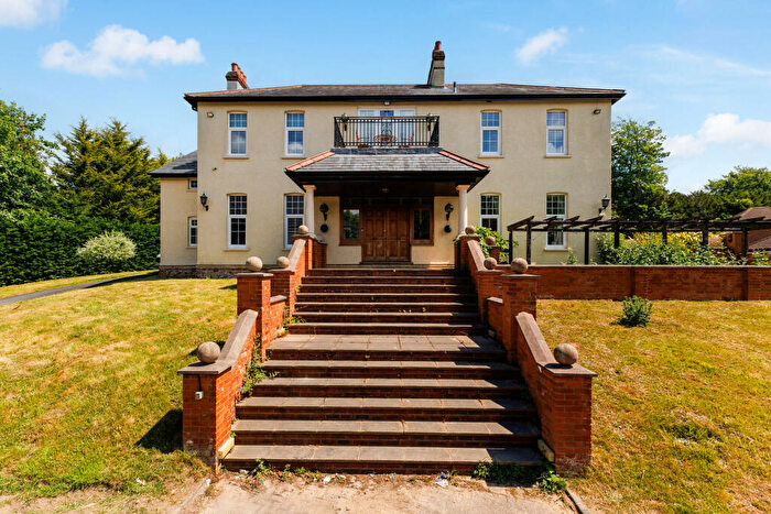 5 Bedroom Detached House For Sale In The Mount, Warlingham, CR6