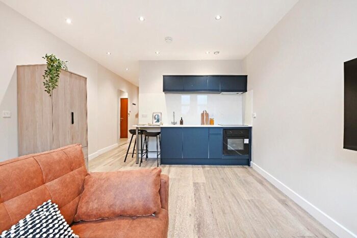Studio To Rent In Huttons Building, West Street, Sheffield, S1