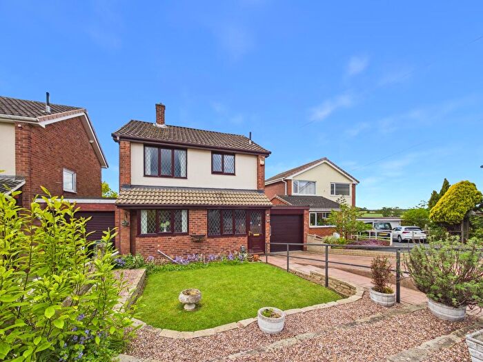 3 Bedroom Detached House For Sale In Hadrian Close, Thorpe Audlin, Pontefract, WF8