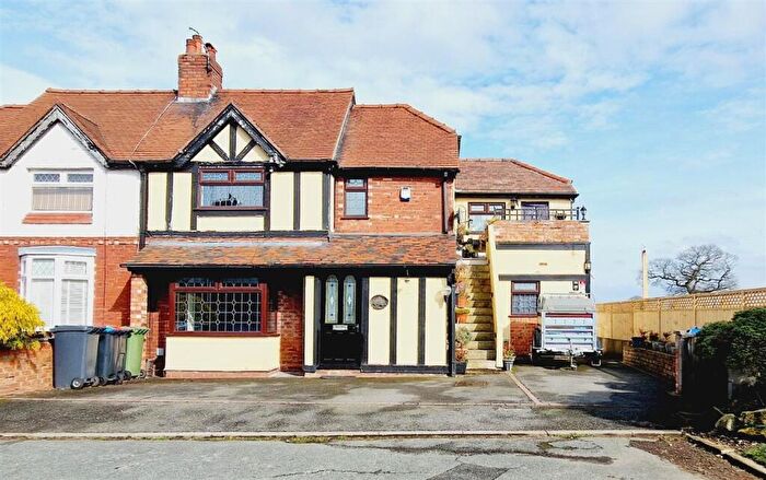 5 Bedroom Semi-Detached House For Sale In Seaton Street, Winsford, CW7