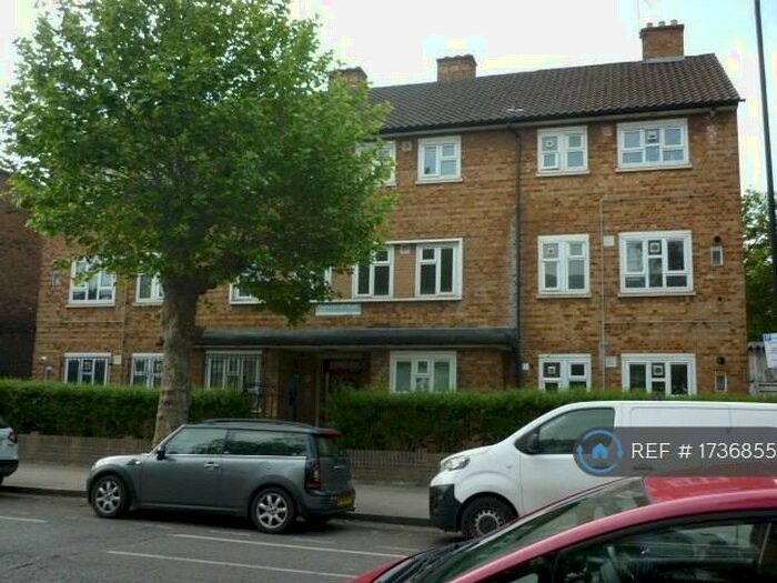 2 Bedroom Flat To Rent In Powerscroft Road, London, E5