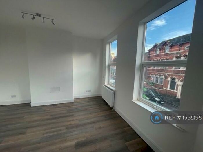 3 Bedroom Flat To Rent In Radford Boulevard, Nottingham, NG7