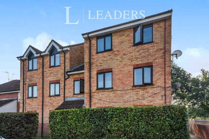 1 Bedroom Flat To Rent In Markwell Wood, CM19