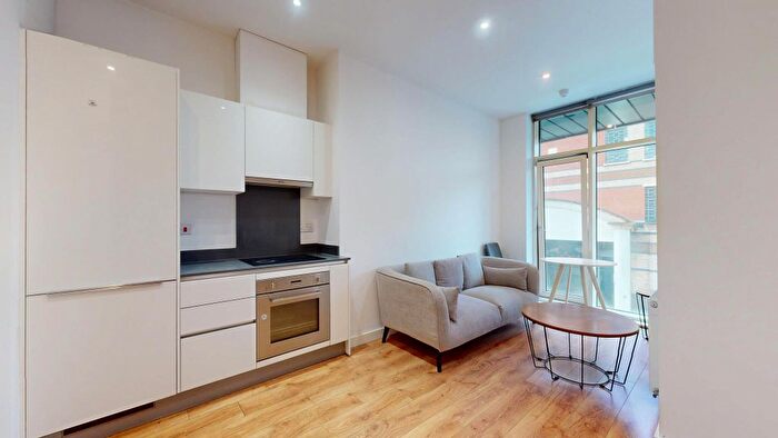 1 Bedroom Flat To Rent In Headstone Road, Harrow, HA1