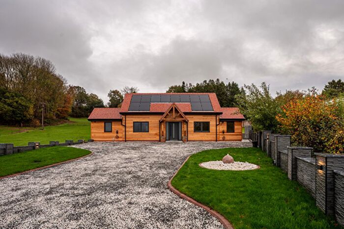 4 Bedroom Detached House For Sale In Lincomb Stourport-On-Severn, Worcestershire, DY13