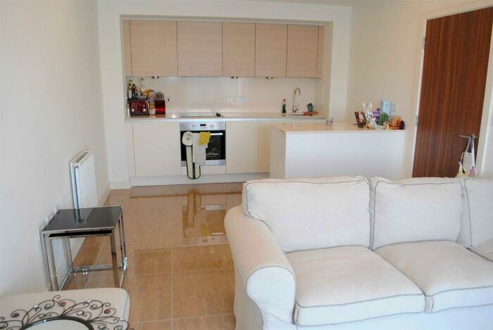 1 Bedroom Flat To Rent In Shearwater Drive, Colindale, NW9