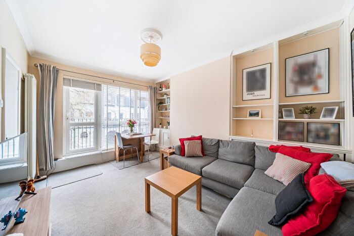 1 Bedroom Flat For Sale In Crookham Road, Fulham, London, SW6