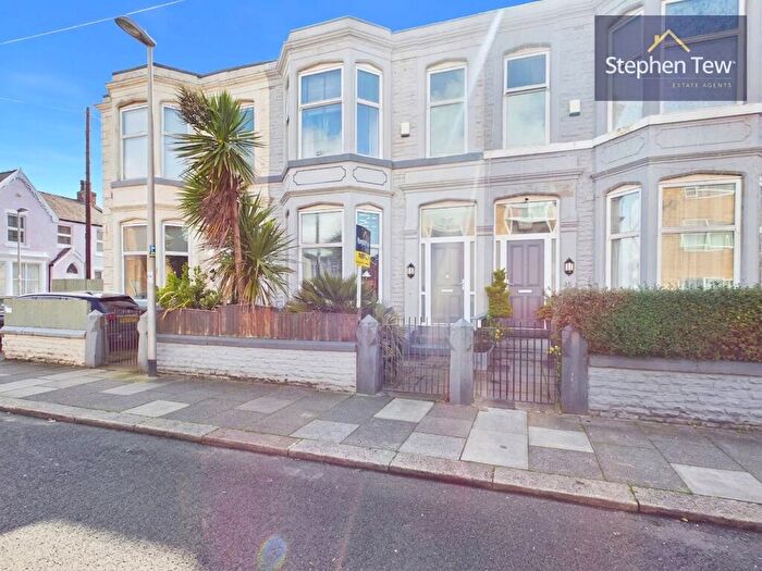6 Bedroom Terraced House For Sale In Rawcliffe Street, Blackpool, FY4