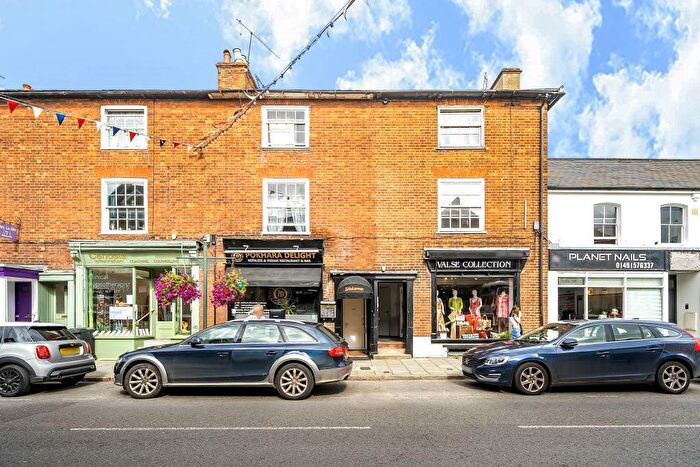 1 Bedroom Flat For Sale In Reading Road, Henley-On-Thames, RG9
