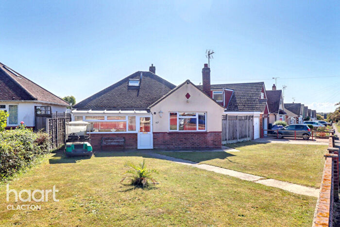 2 Bedroom Detached Bungalow For Sale In Park Square East, Clacton-On-Sea, CO15