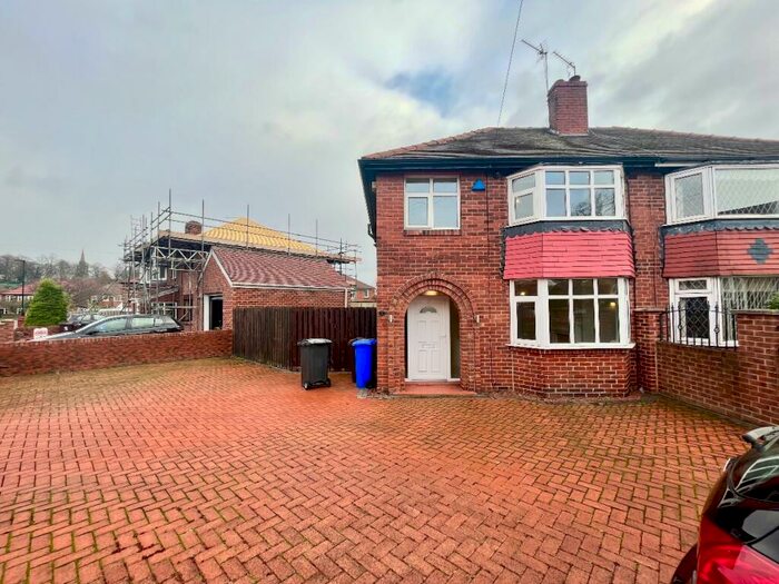 3 Bedroom Semi-Detached House To Rent In Bramley Hall Road, Sheffield, S13