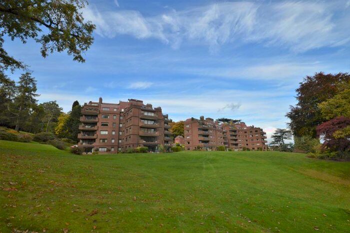 2 Bedroom Apartment For Sale In Lythe Hill Park, Haslemere Fantastic View, Private But Convenient, GU27