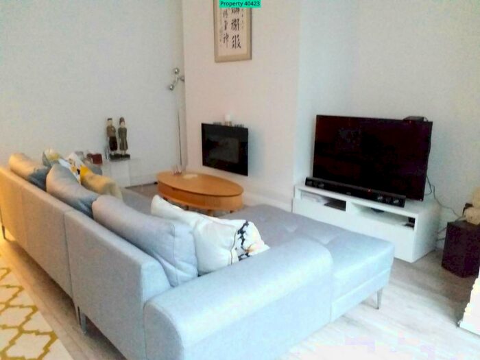 2 Bedroom Ground Flat To Rent In Valley Drive, Harrogate, HG2