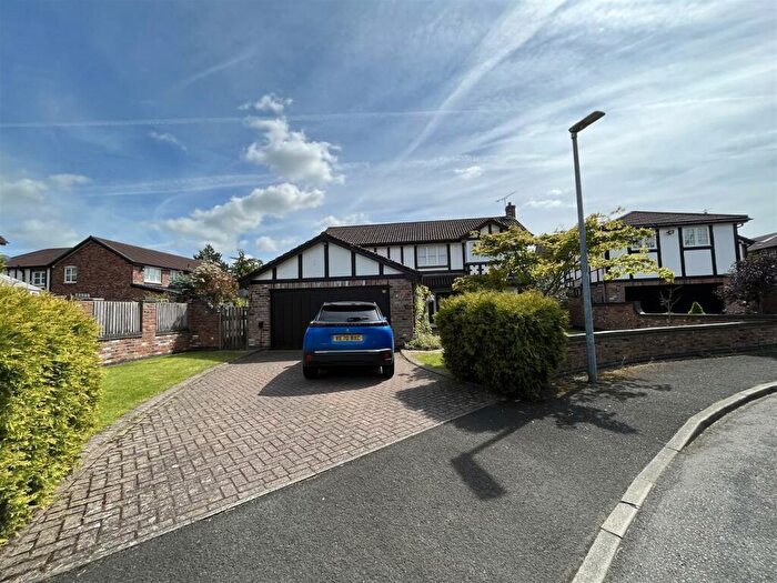 4 Bedroom House To Rent In Maplewood Road, Wilmslow, SK9