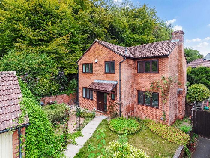 4 Bedroom Detached House For Sale In White Oak Way, Anna Valley, Andover, SP11