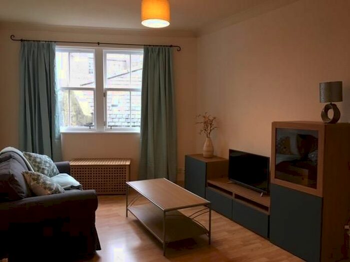 1 Bedroom Flat To Rent In King Street, Aberdeen, AB24