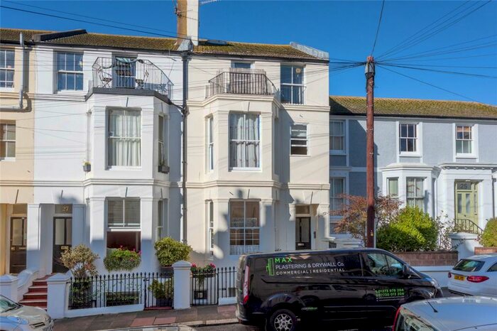 2 Bedroom Apartment To Rent In College Road, Brighton, East Sussex, BN2