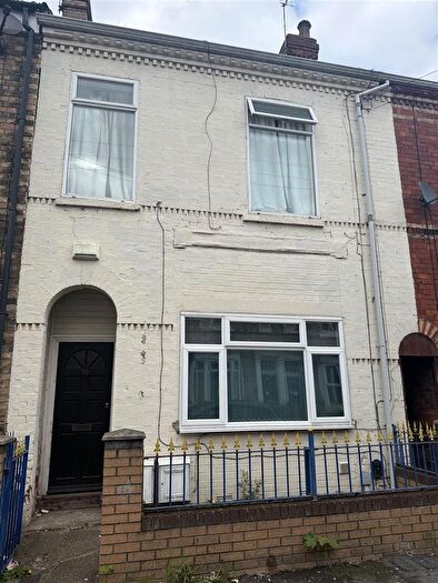 4 Bedroom Block Of Flats For Sale In Grafton Street, Kingston Upon Hull, HU5