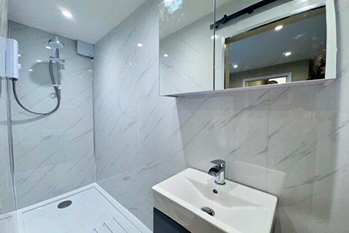 1 Bedroom Property To Rent In Victoria Road, Nottingham, NG4