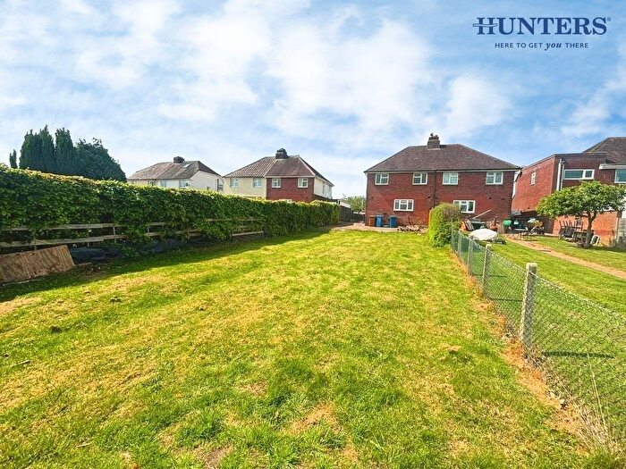 3 Bedroom Property To Rent In Cartersfield Lane, Stonnall, WS9