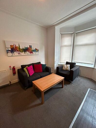 3 Bedroom Flat To Rent In Bellefield Avenue, West End, Dundee, DD1